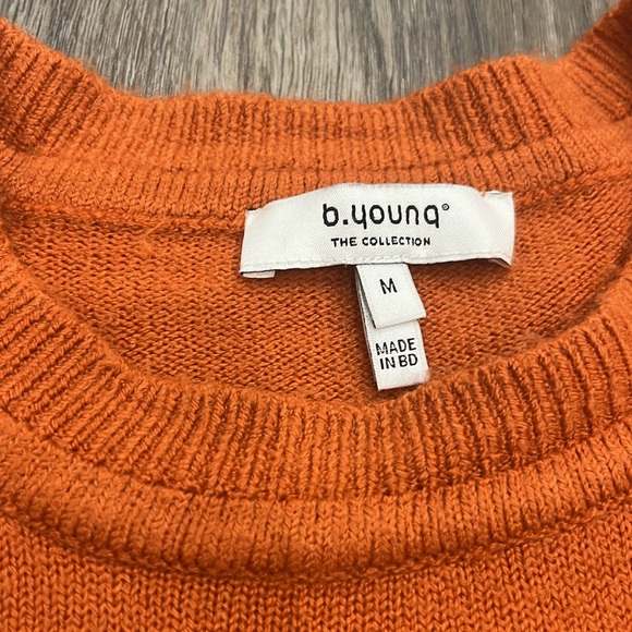 Soft Crew Neck Sweater - Picture 5 of 6